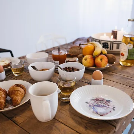 Maison Des Cassiers By Les Fleurines